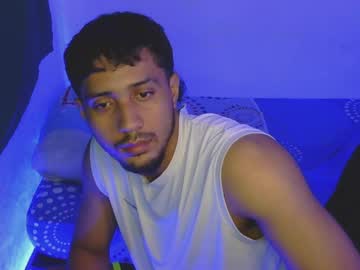 Danielz55 Chaturbate stream image from February 20, 2025
