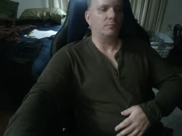 Emsguy1 Chaturbate stream image from February 20, 2025