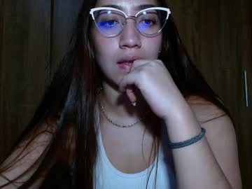 Leanaalhub Chaturbate stream image from February 20, 2025
