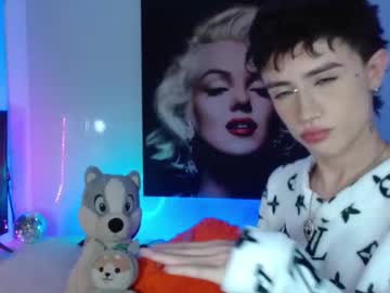 Maxiy_001 Chaturbate stream image from February 20, 2025