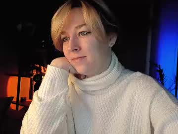 5_In_One Chaturbate stream image from February 20, 2025