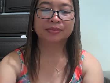 Hazeldhane Chaturbate stream image from February 20, 2025
