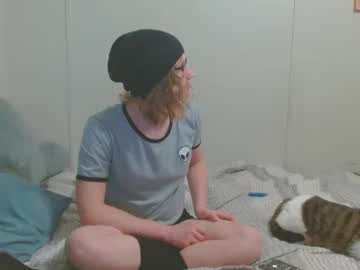 Tyyyler93 Chaturbate stream image from February 20, 2025