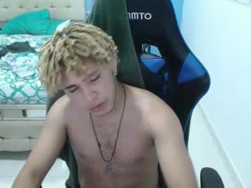Gustavonav23 Chaturbate stream image from February 20, 2025