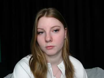 Juliana_Sunny stream image from February 20, 2025