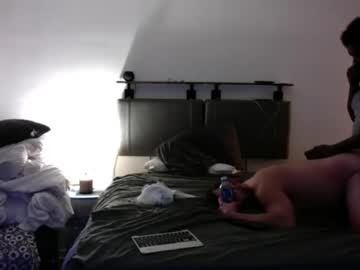 Loniejoec1 Chaturbate stream image from February 20, 2025