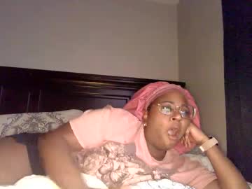Mothermilkerss Chaturbate stream image from February 20, 2025