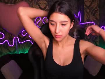 Charmmocco Chaturbate stream image from February 20, 2025
