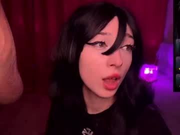 Darkfirenight Chaturbate stream image from February 20, 2025