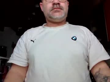 Lover010983 Chaturbate stream image from February 20, 2025