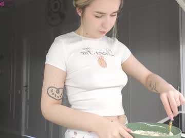 Aurmur Chaturbate stream image from February 20, 2025