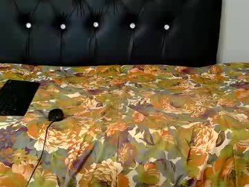 Fatassangela Chaturbate stream image from February 20, 2025