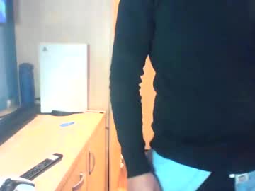 Davescher Chaturbate stream image from February 20, 2025