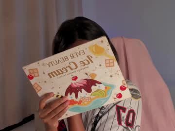 Savannahwildee Chaturbate stream image from February 20, 2025