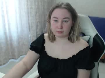 Allexalovee Chaturbate stream image from February 20, 2025
