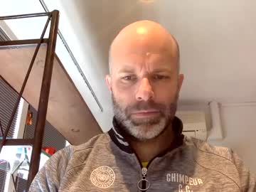 Buurman1982isback Chaturbate stream image from February 20, 2025