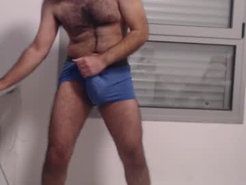 Guy11guy Chaturbate stream image from February 20, 2025