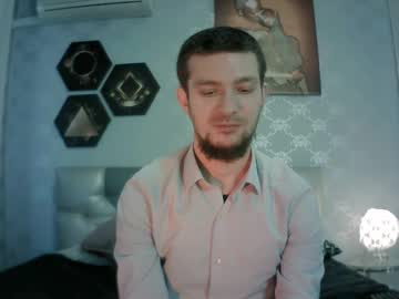 Miklefor Chaturbate stream image from February 20, 2025