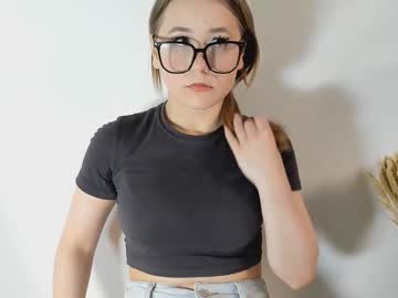 Sue_Hall Chaturbate stream image from February 20, 2025