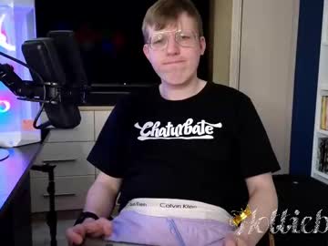 Hottiebb95 Chaturbate stream image from February 20, 2025