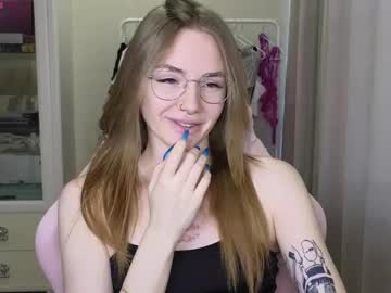 Littlevildevil Chaturbate stream image from February 20, 2025