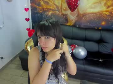 Naomy_Horn Chaturbate stream image from February 20, 2025