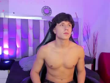 Andrew_Salvatoresk8 Chaturbate stream image from February 20, 2025