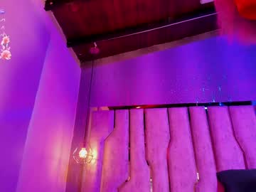 Ari_Monet Chaturbate stream image from February 20, 2025