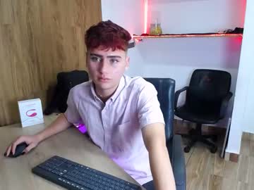 Ashtonforger Chaturbate stream image from February 20, 2025