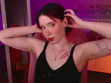 Crystall_Renn Chaturbate stream image from February 20, 2025