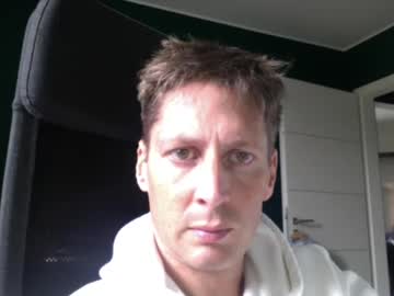 Cutefrench33 Chaturbate stream image from February 20, 2025