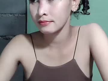 Merietiny Chaturbate stream image from February 20, 2025