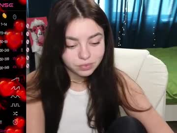 Milania_Hot_Foxy stream image from February 20, 2025