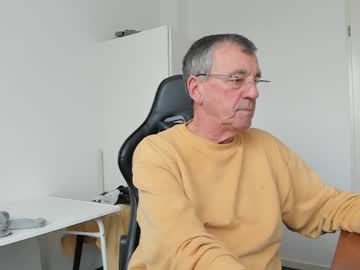 200gentleman Chaturbate stream image from February 20, 2025