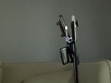 Baddest_Petite12 Chaturbate stream image from February 20, 2025