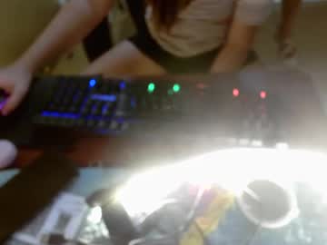 Ching567 Chaturbate stream image from February 20, 2025