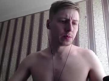 Darienlarge Chaturbate stream image from February 20, 2025