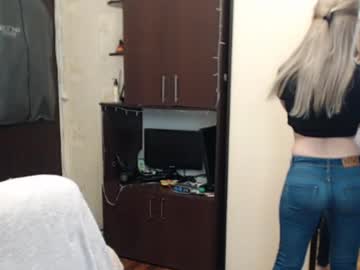 Luckyshotgirl Chaturbate stream image from February 20, 2025