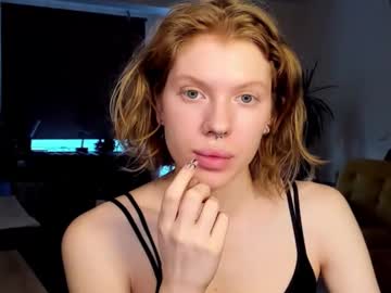Stellaswen Chaturbate stream image from February 20, 2025