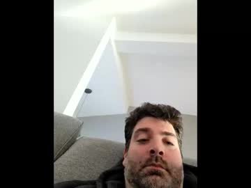 Larry696969696969 Chaturbate stream image from February 20, 2025
