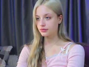 Lovendy Chaturbate stream image from February 20, 2025