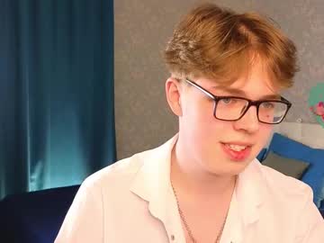 R11ze Chaturbate stream image from February 20, 2025