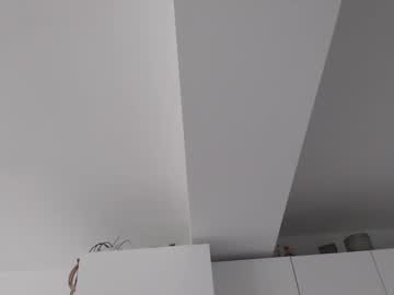 Usemybottom Chaturbate stream image from February 20, 2025