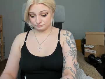 Violet_Oblivion Chaturbate stream image from February 20, 2025