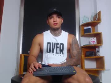 Aquiles_Elpapi Chaturbate stream image from February 20, 2025