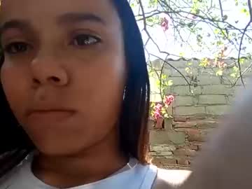 _Arianna_Loves Chaturbate stream image from February 20, 2025