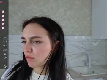 Constanceberkshire Chaturbate stream image from February 20, 2025