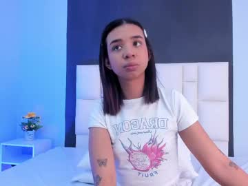 Suzanelee Chaturbate stream image from February 20, 2025