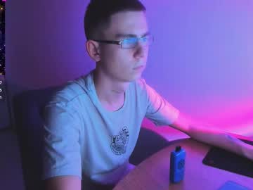 Alexlarik Chaturbate stream image from February 20, 2025