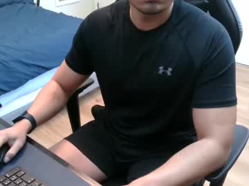 Charliekkw Chaturbate stream image from February 20, 2025